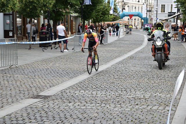 高志丹在会 高志丹在会